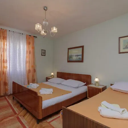 Mirjana - Centre Of Guest house Trogir
